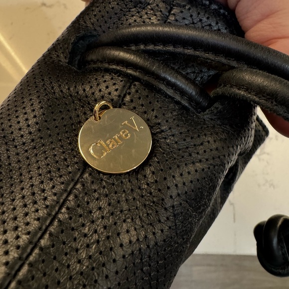 Clare v drawstring tote - Picture 9 of 10